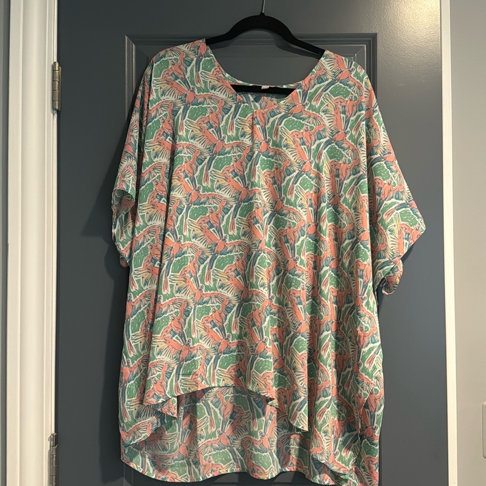 Lauren James Pink, Blue, and Green Parrot Patterned Top, Size